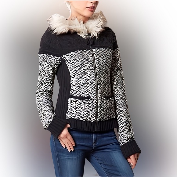 Maurices Jackets & Blazers - 🌺Maurices Knitted Sweater Jacket with Detachable Faux Fur Collar on Hood🌸🌺
